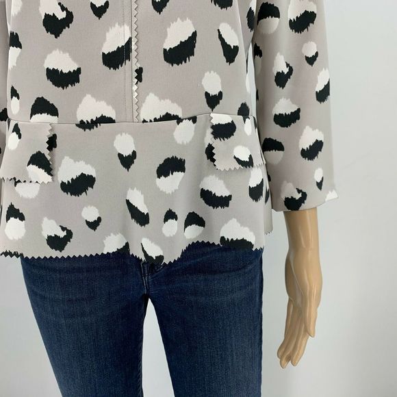 Banana Republic Peplum Blouse Size XS Gray Top - Picture 3 of 8